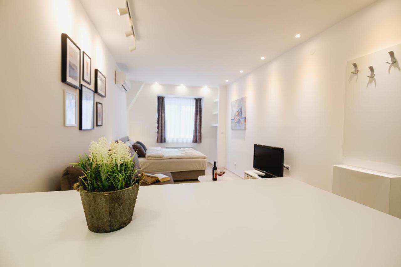 Apartment Hana Lux Belgrad Exterior foto